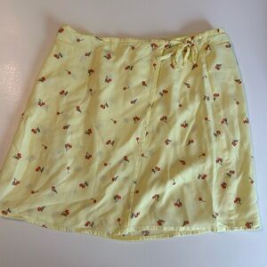 Pastel yellow art class cherry skirt
